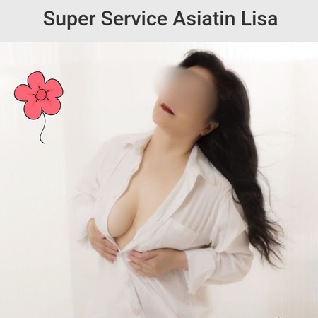 Super Service Asiatin Lisa